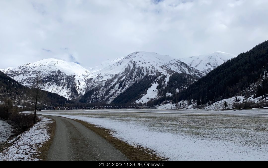 De Oberwald à Ulrichen le long du Rhône