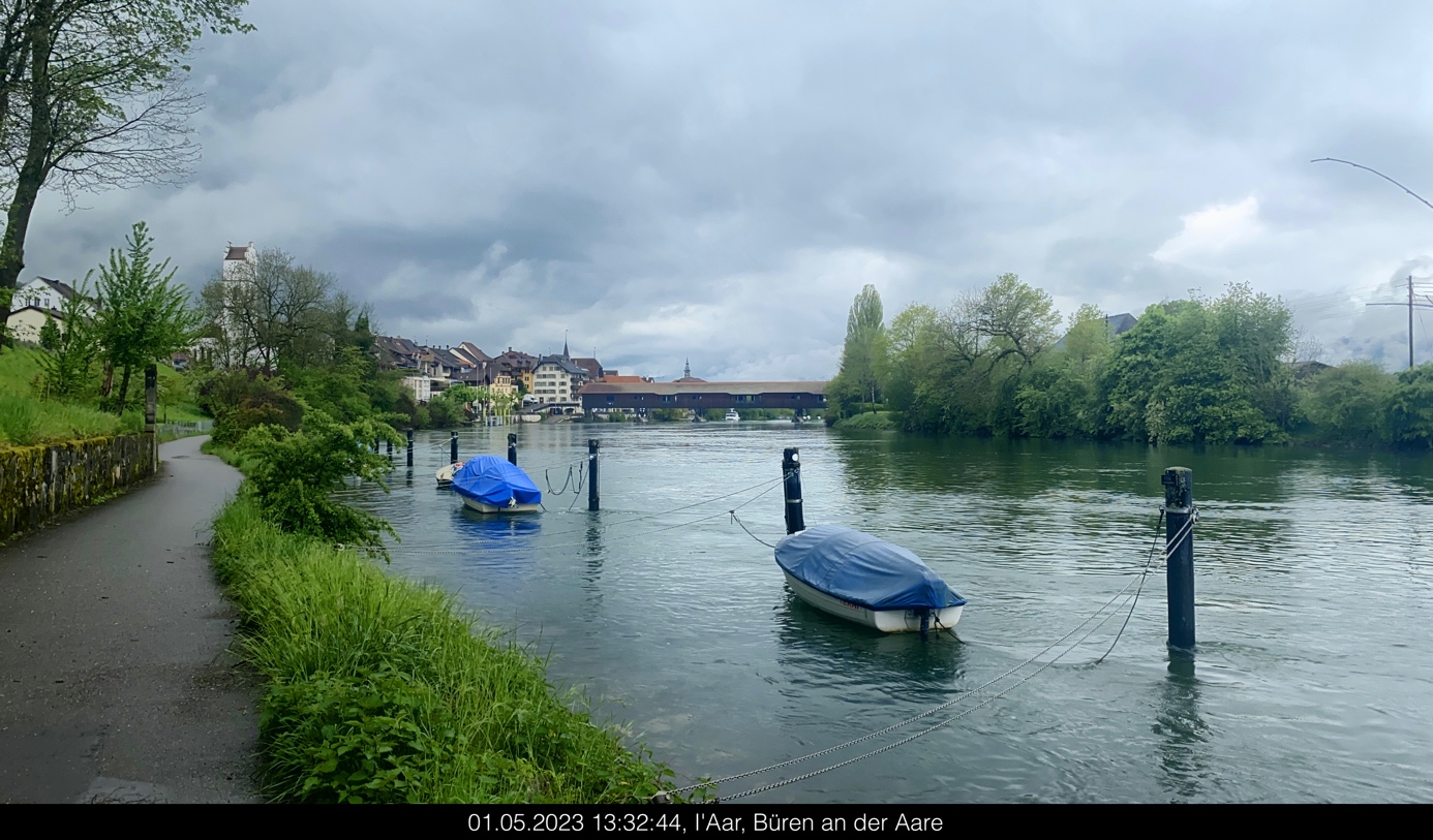 Arrivée à Büren an der Aare, le long de l’Aare